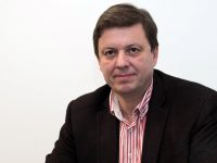 Професор Тони Веков е преизбран за декан на Факултет „Фармация“ при МУ-Плевен