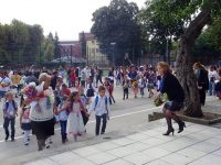 117 първолачета днес прекрачиха училищния праг в община Левски
