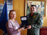Майка на близнаци – курсанти направи дарение на ВВВУ „Георги Бенковски“
