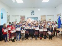 Учениците от НУ „Патриарх Евтимий“ с медали от международно състезание