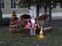 РИМ Плевен с празнична украса за Коледа