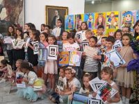 На празнична церемония бяха раздадени 300 награди на децата от плевенската арт школа „Колорит“