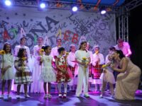 С постановката „Вестникар ли?“ и концерт „Децата на Левски пеят“ продължиха празниците „Парцалев 2022“