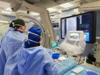 За стотен път сърдечният екип на „Сърце и Мозък“ извърши смяна на аортна клапа по безкръвен метод