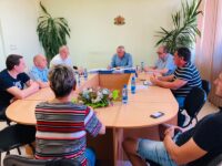 Кметът на община Червен бряг се срещна с представители на Електроразпределителни мрежи Запад
