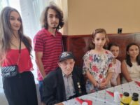 Дядо Иванчо от Ленково отпразнува 100 годишния си юбилей сред деца, внуци и правнуци