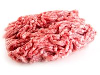 Куп нарушения в обект за производство на мляно месо, месни заготовки и разфасовки в Кнежа