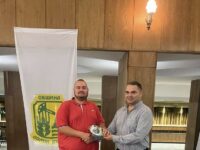 Кметът на Долни Дъбник награди победителите в турнира по тенис на маса
