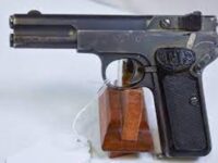 Пистолет и боеприпаси откриха при проверка в Плевенско село