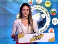 Плевенчанка получи приза за Кикбоксьор на годината 2022 при жените