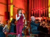 Плевенска филхармония представя коледните концерти „Аве Мария“ със солист Люси Дяковска в София и Варна