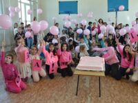 За осма поредна година в Пордим отбелязаха „Денят на розовата фланелка“ – снимки