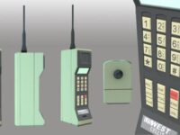 На 3 април 1973 е проведен е първият в света разговор по мобилен телефон