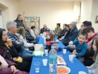 Васил Драголов зарадва с книга приятели и близки от село Българене – снимки