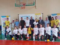 Плевен е част от инициативата „С волейбол на училище” – снимки