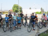 Деца от село Малчика учиха правилата за движение с велосипеди на пътя
