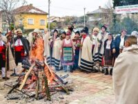 Национален фолклорен фестивал „Да пребъде Коледа“ се проведе днес в Телиш – снимки