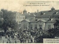 На 30 януари през 1856 година в Свищов е открито първото българско читалище.