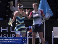 Йоана Константинова се класира за втория кръг на двойки на Australian Open