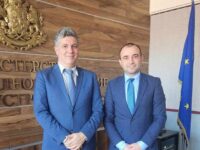 Проблеми пред община Червен бряг обсъди кметът Атанасов на среща с регионалния министър