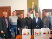 Възможности за сътрудничество обсъдиха на среща кметът на Плевен и делегация от град Тузла