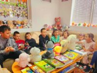 С детско утро НЧ „Зора-1990“, село Победа отбеляза Международния ден на детската книга