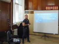 Служители от ОДМВР – Плевен и РУ Червен бряг проведоха кампания за безопасен интернет