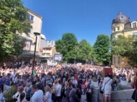 Стотици плевенски деца и ученици се поклониха пред делото на Кирил и Методий – фотогалерия от празника