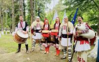 Хиляди жители и гости на фолклорния събор “Майски Кукутановец” в Кнежа – фотогалерия