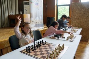 Националното шахматно турне „АСЕНЕВЦИ” – прекрасен празник за децата в град Левски /снимки/