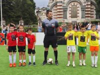 Млади футболни надежди от Плевен дадоха старт на инициативата „Христо Стоичков: Пътят към звездите“ 