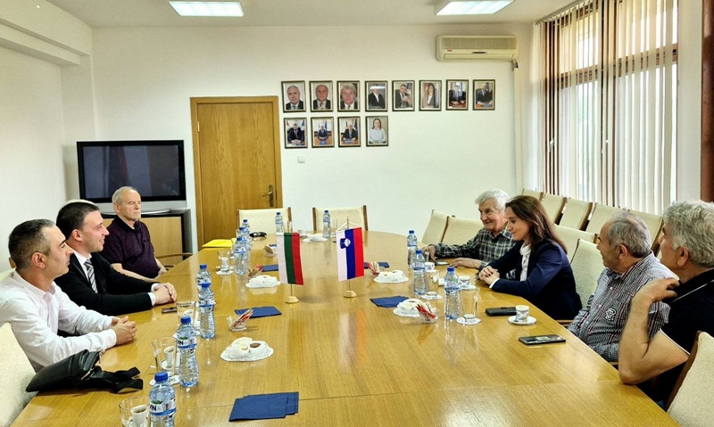Областният управител се срещна с посланика на Република Словения в България