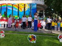 Децата от ДГ „Иглика“ показаха своите таланти във вълнуващ концерт – снимки